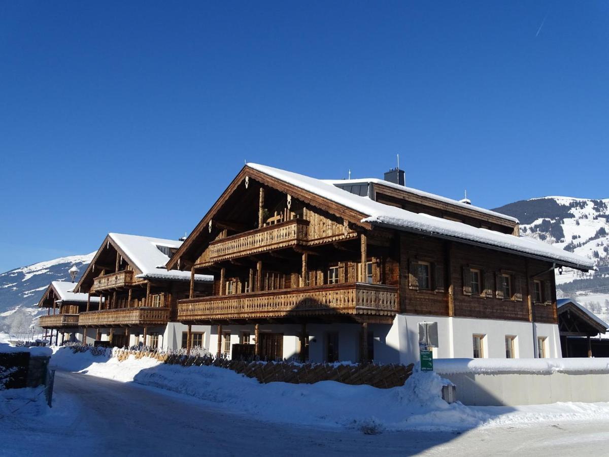 Modern Apartment near Lake in Salzburg Hollersbach im Pinzgau Exterior foto