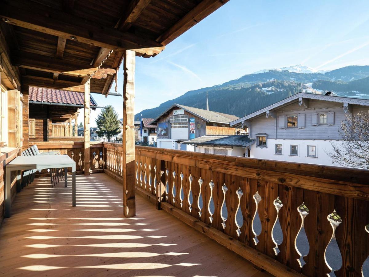 Modern Apartment near Lake in Salzburg Hollersbach im Pinzgau Exterior foto